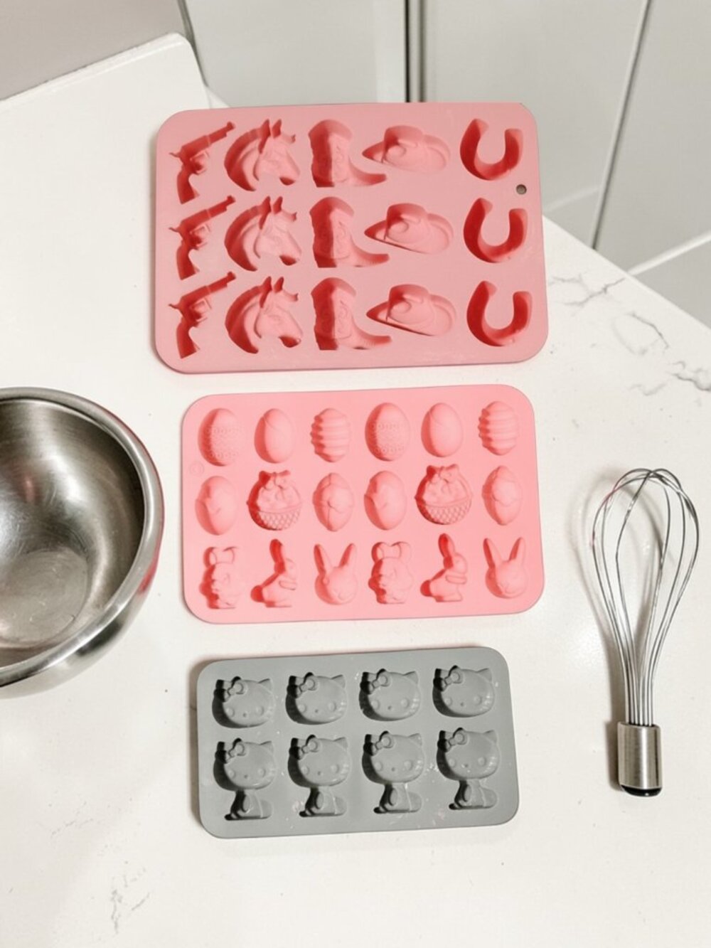 (3) Pc Lot Oven Proof Baking Silicone Molds Hello Kitty Easter Western Cowboy - Picture 3 of 3